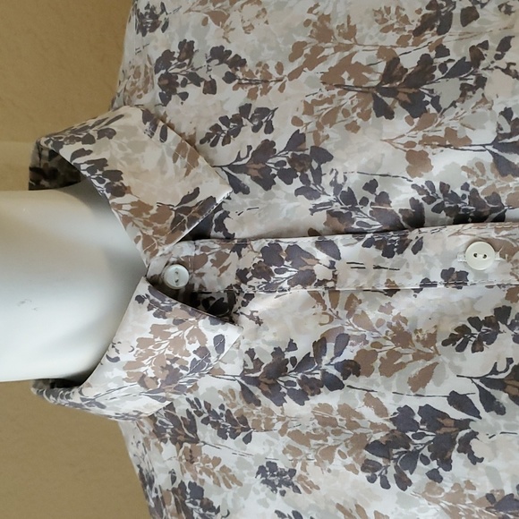 EDDIE BAUER Wrinkle Free Shaped Fit Long Sleeve Button Down Shirt SIZE: S - Picture 2 of 11